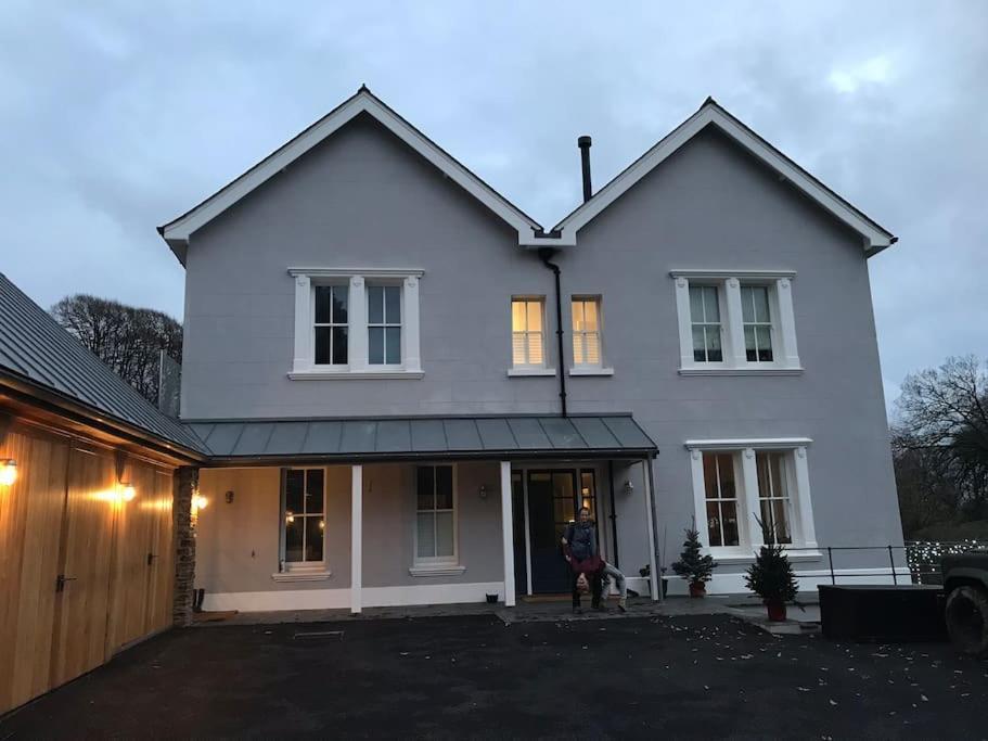 The Loft Apartment @ Lower Coombe Royal Kingsbridge  Eksteriør billede